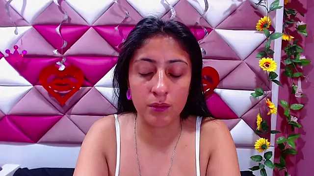 Snapshot of Cameron_cutte chatting on 11, 3, 2025 Cameron cutte online show from 11, 3, 2025