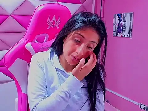 Snapshot of Cameron_cutte chatting on 11, 9, 2025 Cameron cutte online show from 11, 9, 2025