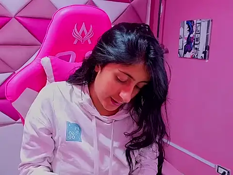 Snapshot of Cameron_cutte chatting on 20, 9, 2025 Cameron cutte online show from 20, 9, 2025