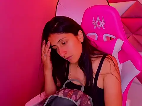 Snapshot of Cameron_cutte chatting on 11, 10, 2025 Cameron cutte online show from 11, 10, 2025