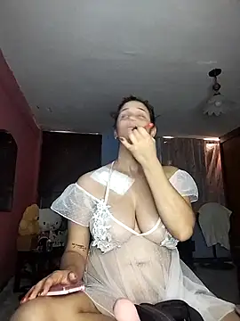 Catalinacandela online show from 10, 2, 2026