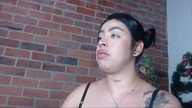 Snapshot of salome__hills1 chatting on 7, 1, 2025 salome hills1 online show from 7, 1, 2025