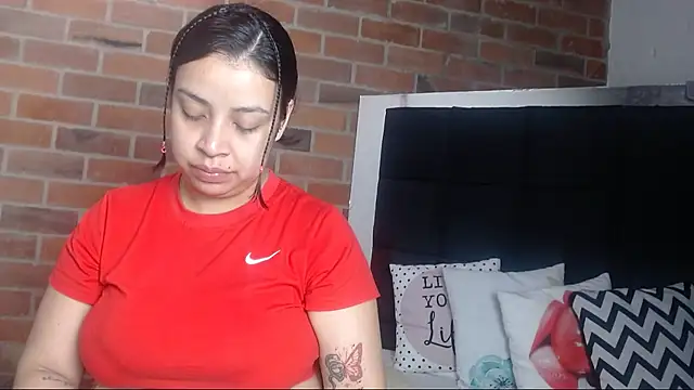 Snapshot of salome__hills1 chatting on 8, 1, 2025 salome hills1 online show from 8, 1, 2025