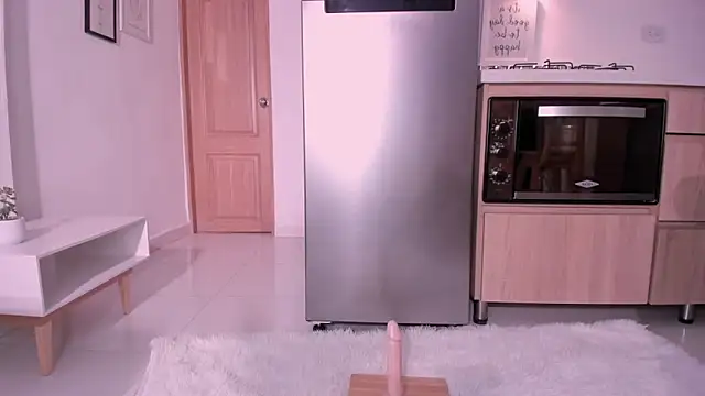 DannaHyde online show from 10, 3, 2025