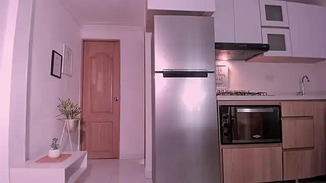 DannaHyde online show from 14, 3, 2025