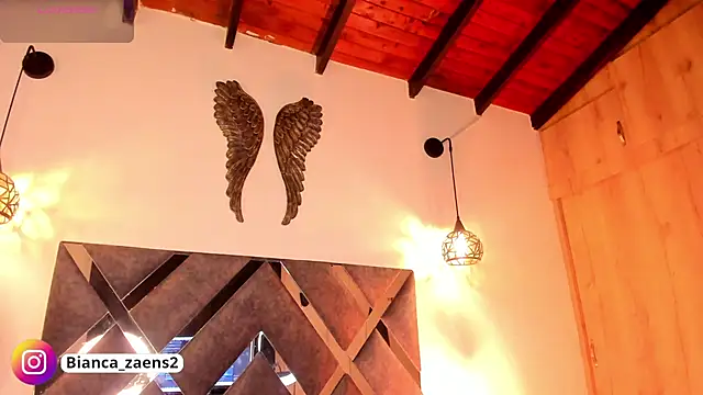 Snapshot of Bianca_zaens2 chatting on 7, 3, 2025 Bianca zaens2 online show from 7, 3, 2025