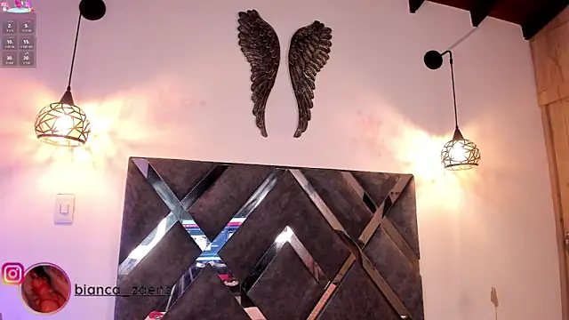 Snapshot of Bianca_zaens2 chatting on 16, 12, 2025 Bianca zaens2 online show from 16, 12, 2025