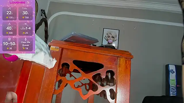 Jimena Grey online show from 25, 2, 2026