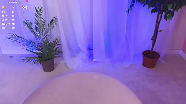 Snapshot of Mia_Cheers chatting on 23, 1, 2025 Mia Cheers online show from 23, 1, 2025