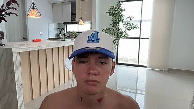 Snapshot of badboy_one_ chatting on 8, 7, 2026 badboy one online show from 8, 7, 2026