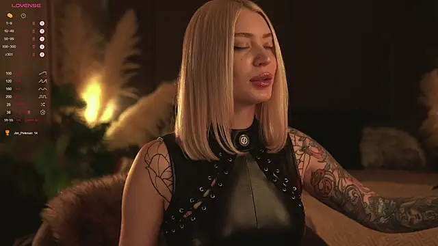 LinaKinky online show from 25, 1, 2025