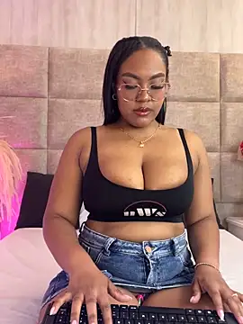 Esmeralda Duarte online show from 9, 2, 2026