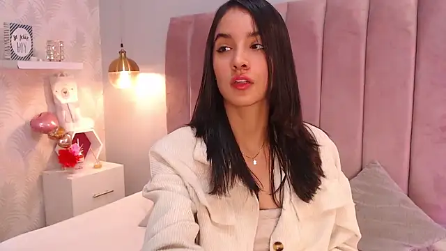 LeenaBrown online show from 5, 2, 2026