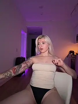 Snapshot of Anour_amour chatting on 23, 11, 2025 Anour amour online show from 23, 11, 2025