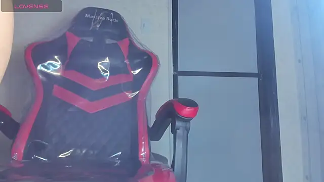 Lissalittlee online show from 27, 2, 2025