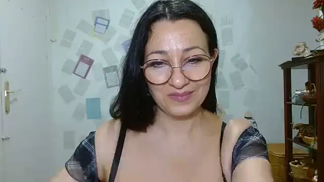 KeisyNeonX online show from 28, 7, 2026