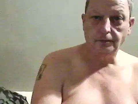 Snapshot of chubbybear2cum chatting on 26, 12, 2024 chubbybear2cum online show from 26, 12, 2024