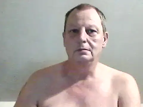 Snapshot of chubbybear2cum chatting on 10, 1, 2025 chubbybear2cum online show from 10, 1, 2025