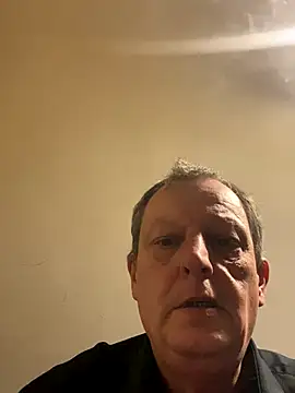 Snapshot of chubbybear2cum chatting on 12, 11, 2025 chubbybear2cum online show from 12, 11, 2025