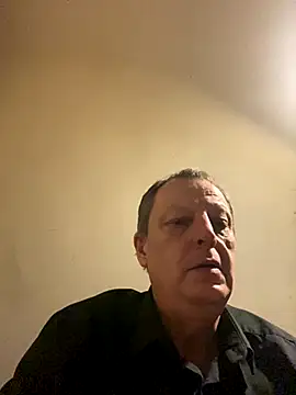 Snapshot of chubbybear2cum chatting on 17, 11, 2025 chubbybear2cum online show from 17, 11, 2025