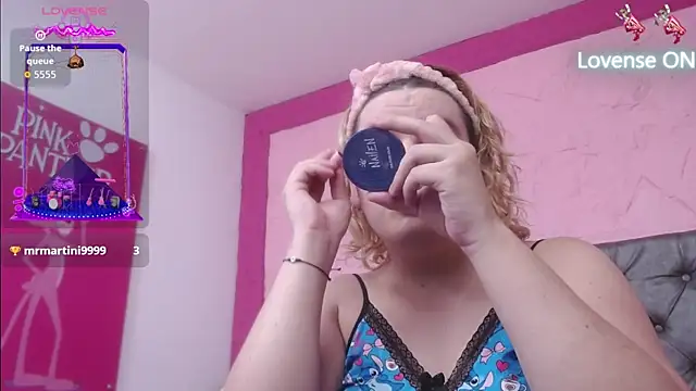 Pearl Michelts online show from 10, 10, 2025