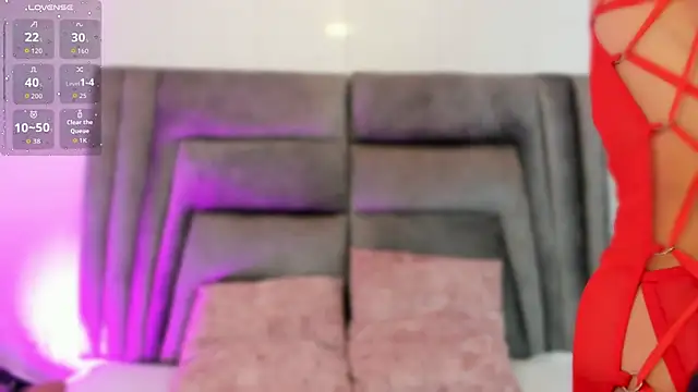 sophiee smith online show from 16, 9, 2025