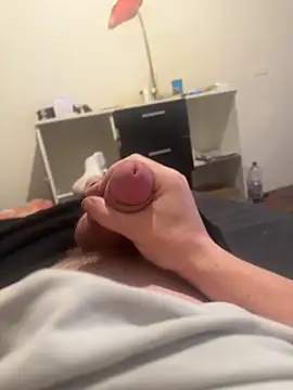 Snapshot of sollzii chatting on 22, 12, 2025 sollzii online show from 22, 12, 2025