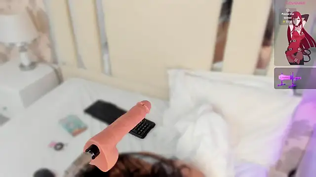 Snapshot of Miliaangeles chatting on 3, 12, 2025 Miliaangeles online show from 3, 12, 2025