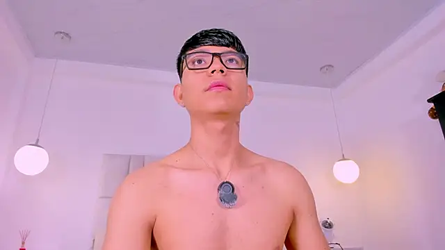 Snapshot of CodyTwink chatting on 28, 7, 2026 CodyTwink online show from 28, 7, 2026
