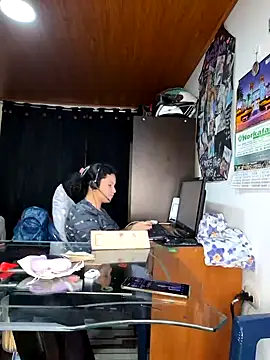 Snapshot of Selket11 chatting on 25, 1, 2025 Selket11 online show from 25, 1, 2025