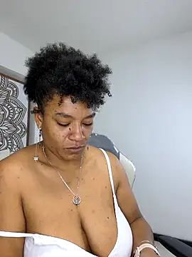 Snapshot of Selket11 chatting on 30, 1, 2025 Selket11 online show from 30, 1, 2025