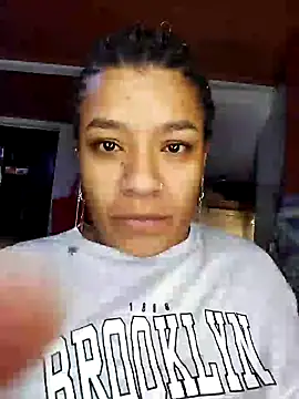 Snapshot of Selket11 chatting on 10, 2, 2025 Selket11 online show from 10, 2, 2025