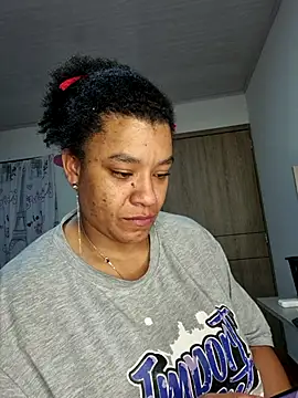 Snapshot of Selket11 chatting on 3, 10, 2025 Selket11 online show from 3, 10, 2025