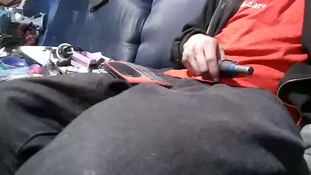 robeaulieu02 online show from 5, 3, 2025