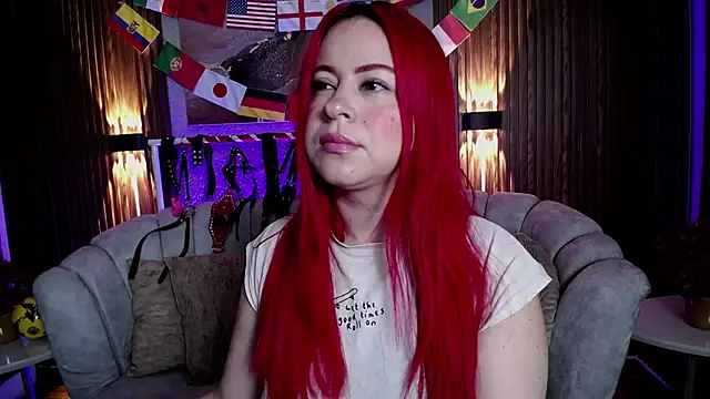 Naty slavedoll online show from 19, 7, 2026