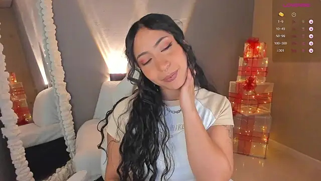 Snapshot of amber_curly chatting on 16, 12, 2024 amber curly online show from 16, 12, 2024