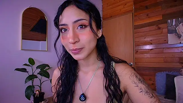 amber curly online show from 8, 8, 2026