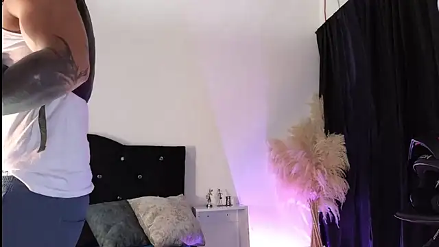 john cartter1 online show from 8, 11, 2025