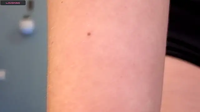 Snapshot of AnnaMaee chatting on 10, 2, 2025 AnnaMaee online show from 10, 2, 2025