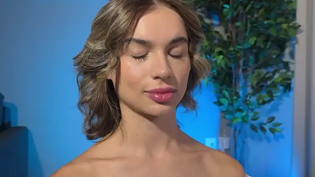 Snapshot of JodyBlow chatting on 27, 9, 2025 JodyBlow online show from 27, 9, 2025