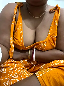 Snapshot of Nancy-22 chatting on 20, 11, 2025 Nancy-22 online show from 20, 11, 2025