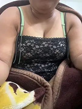 Snapshot of Nancy-22 chatting on 15, 1, 2026 Nancy-22 online show from 15, 1, 2026