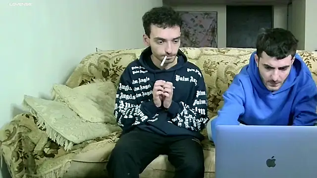 Snapshot of Barney_Tedd chatting on 24, 12, 2024 Barney Tedd online show from 24, 12, 2024