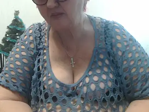 DeniseeRose online show from 6, 1, 2025