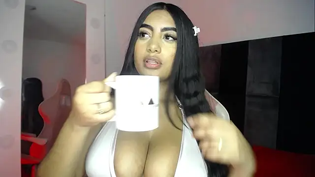Snapshot of Karla_thompson__ chatting on 17, 4, 2026 Karla thompson online show from 17, 4, 2026