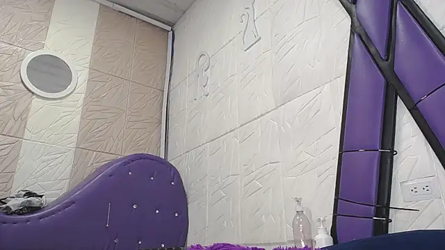 Snapshot of Malory_Cortez chatting on 2, 12, 2024 Malory Cortez online show from 2, 12, 2024