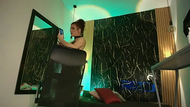 Bella salvatore online show from 6, 3, 2026