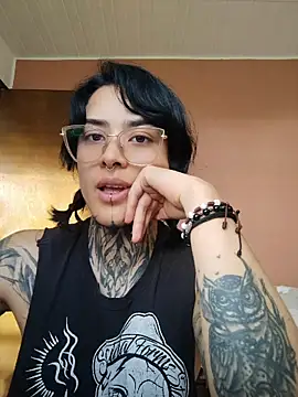 taaylor33 online show from 2, 5, 2026