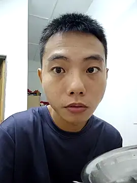 LiuQianXi5726 online show from 8, 3, 2025