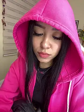 Starliee   online show from 27, 2, 2025